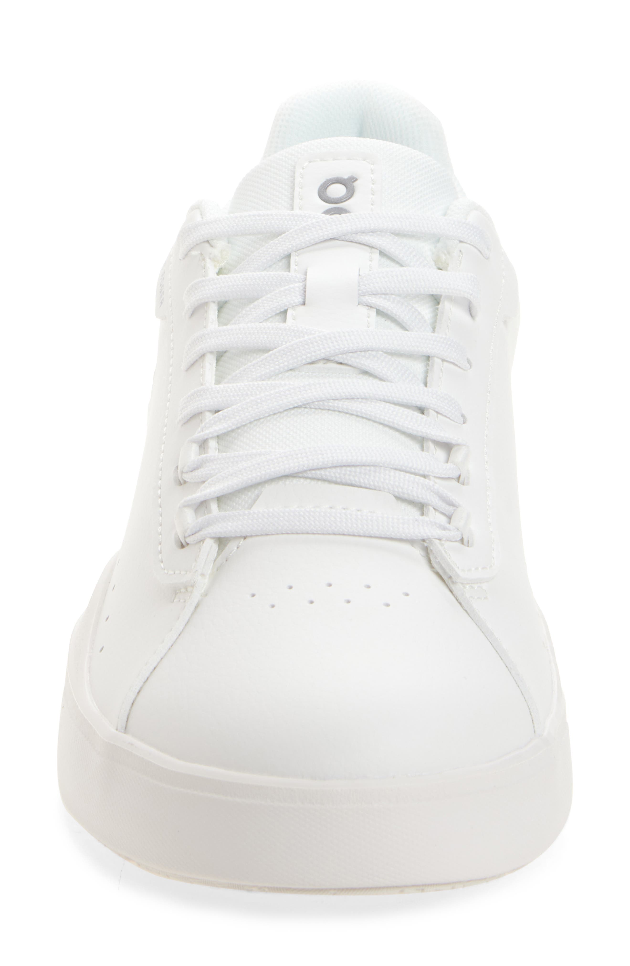 On THE ROGER Advantage Tennis Sneaker, Alternate, color, White/ White