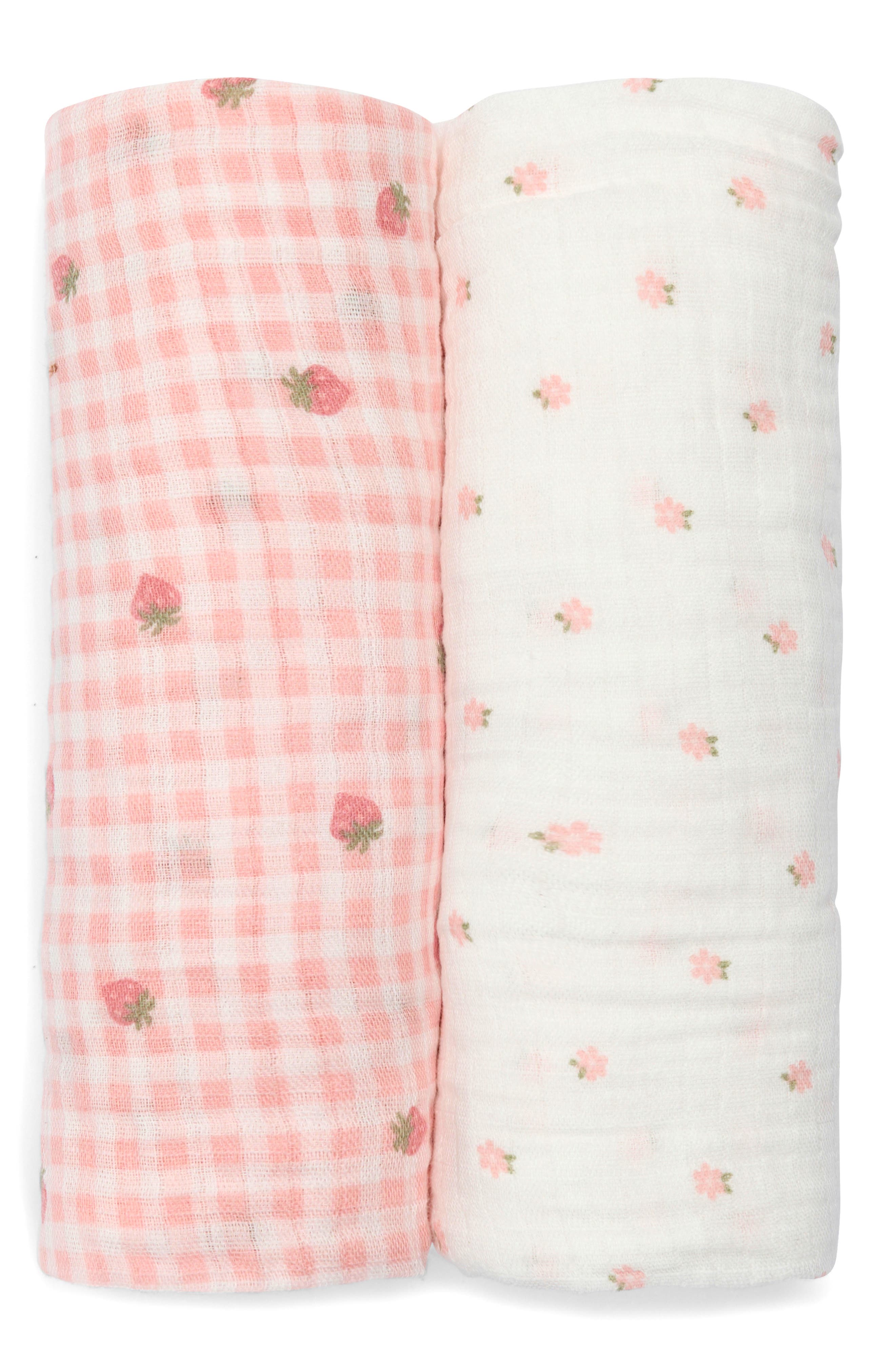 KYLE AND DEENA 2-Pack Assorted Muslin Strawberry Swaddle Blankets