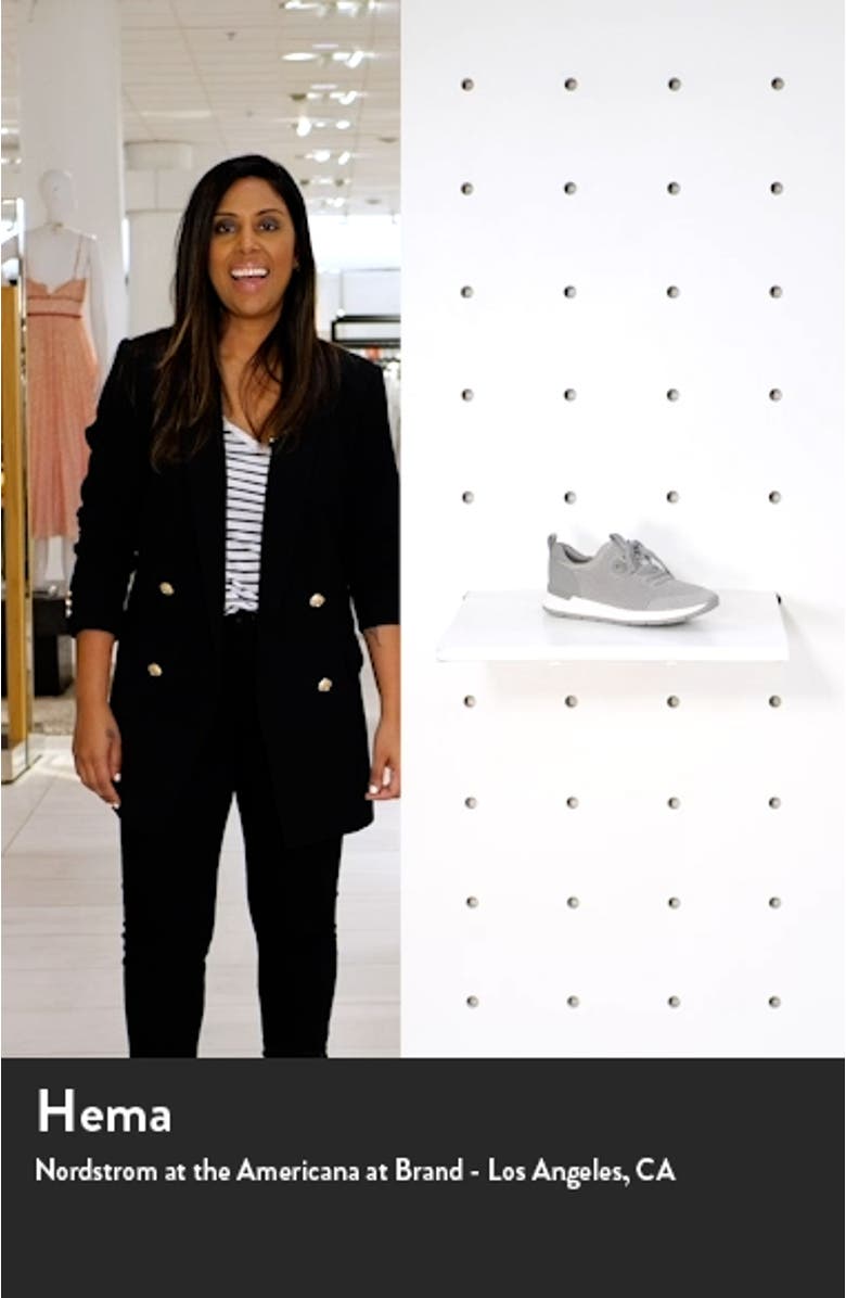 Tay Sneaker, sales video thumbnail