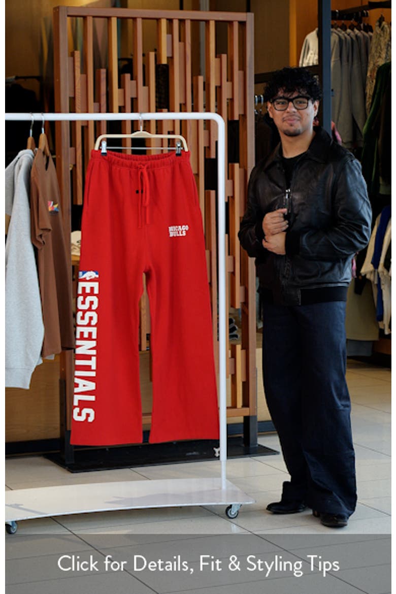 x NBA Bulls Lounge Fit Sweatpants video