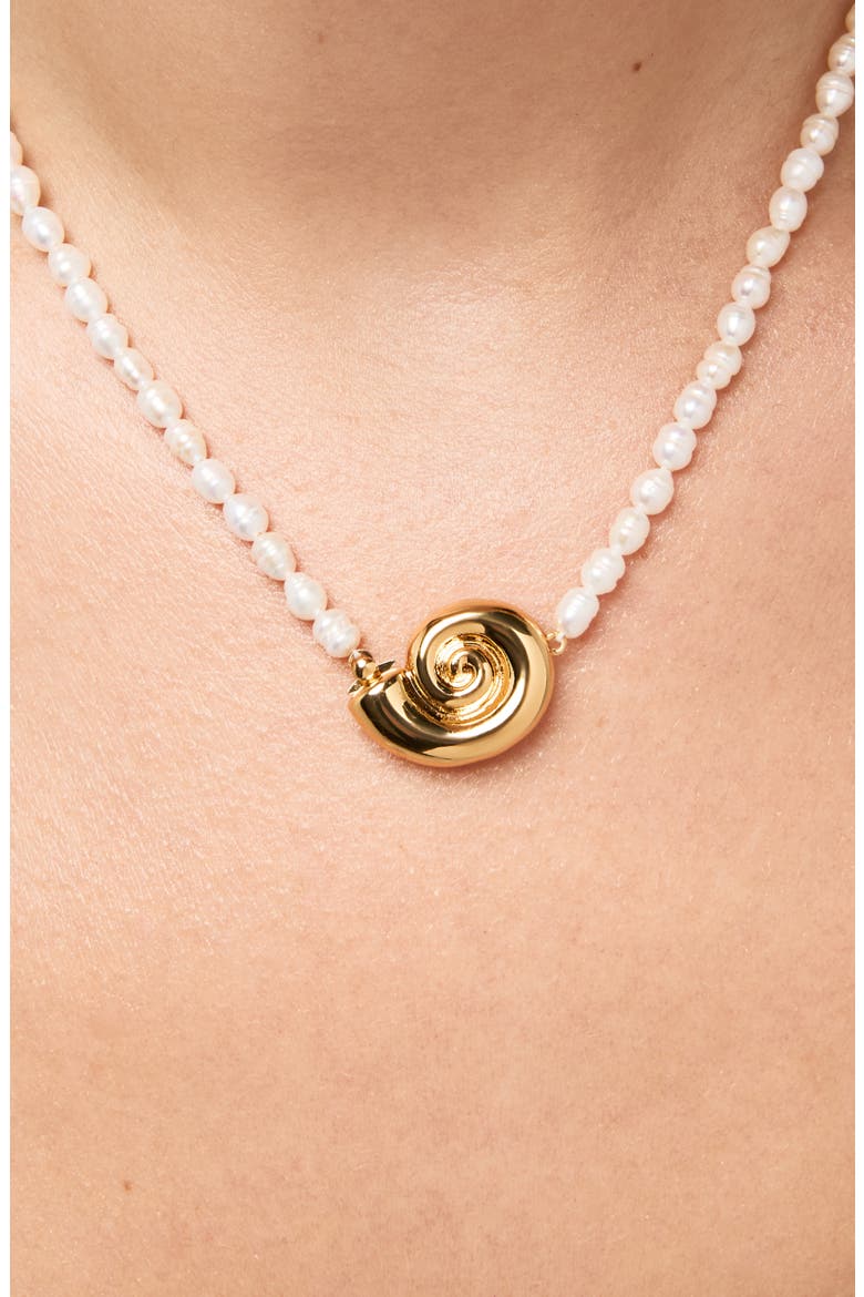 Shell Necklace - Adora, Alternate, color, Gold