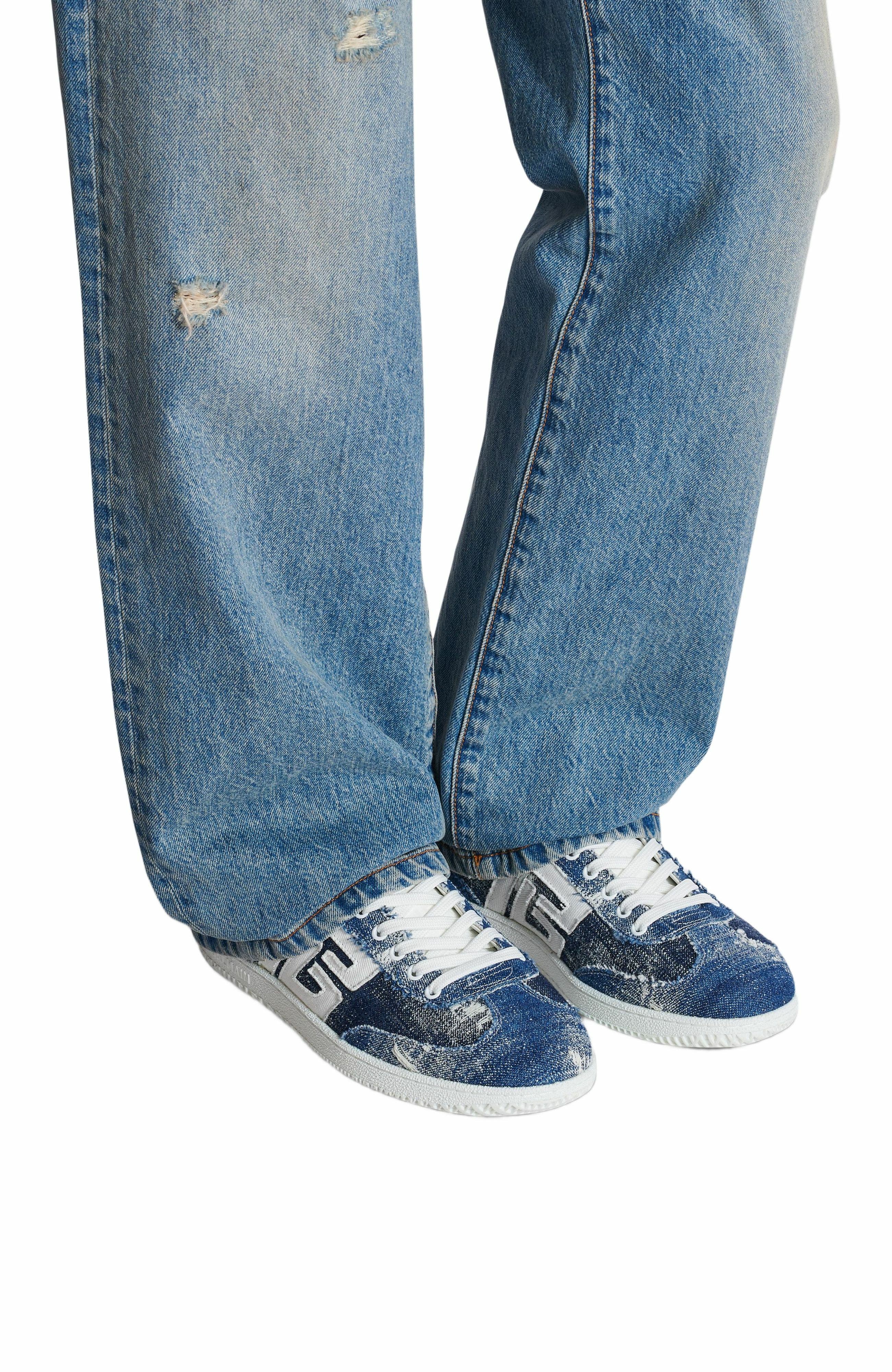 Balmain Denim Balmain Swan Trainers, Alternate, color, 