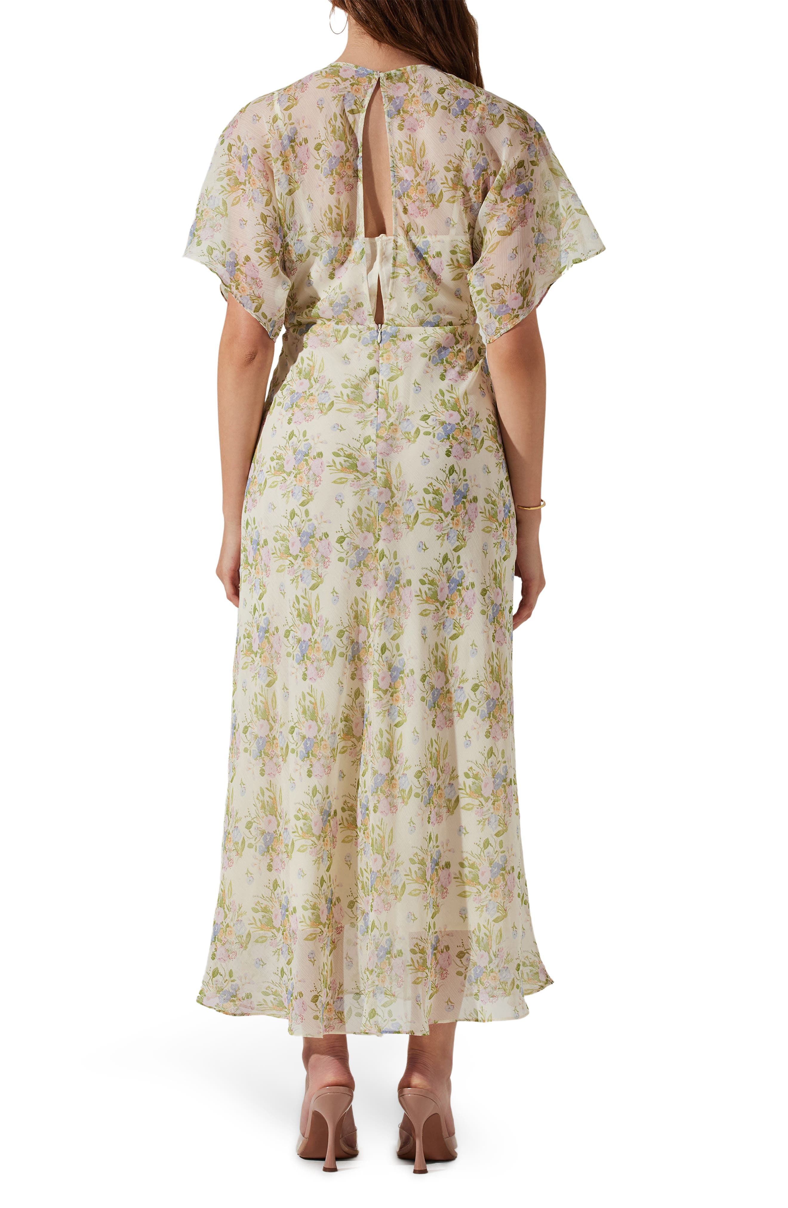 ASTR the Label Floral Flutter Sleeve Chiffon Dress (Women) | Nordstromrack