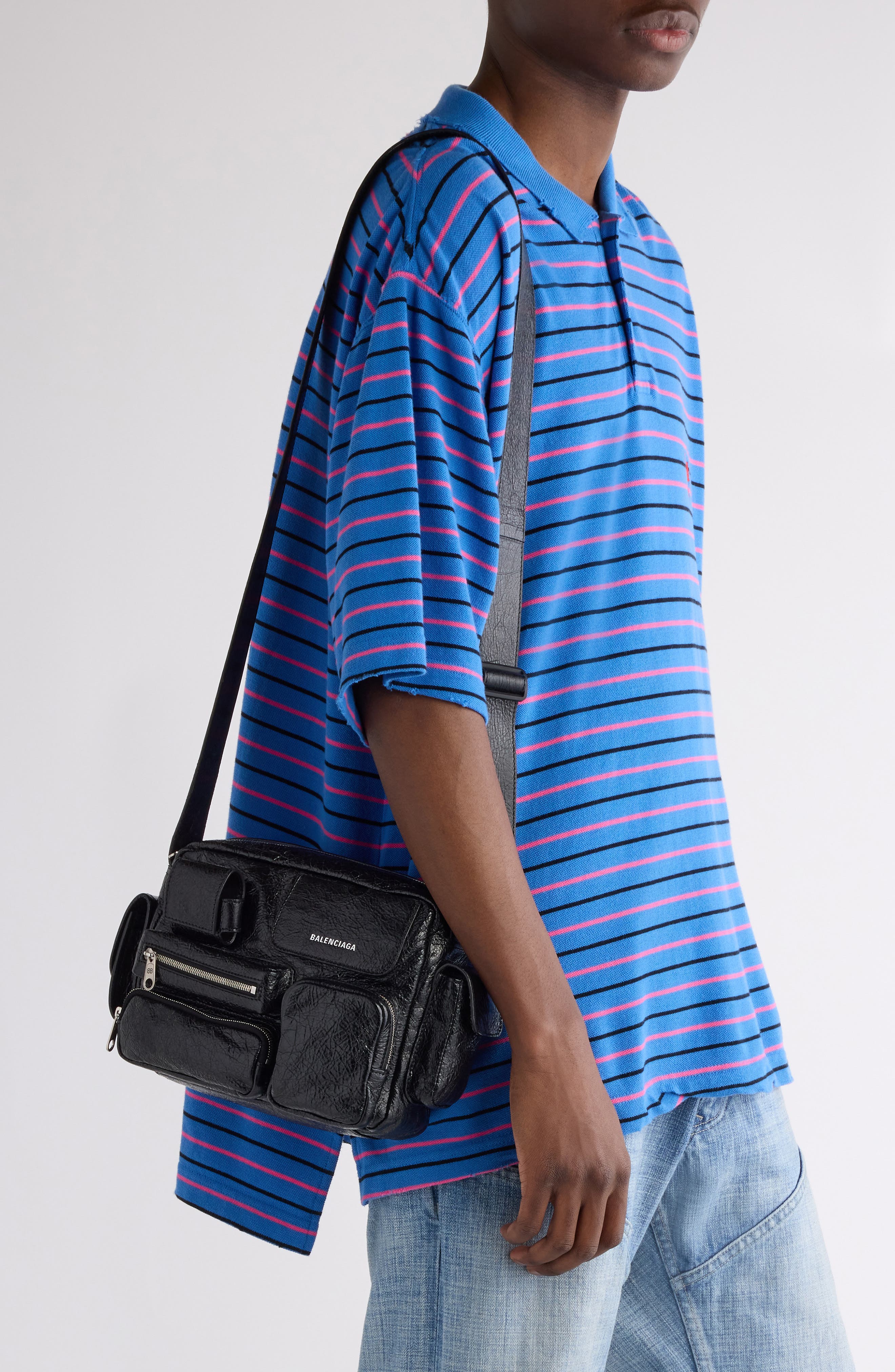 Balenciaga Superbusy Crinkle Leather Camera Bag, Alternate, color, 1000 Black