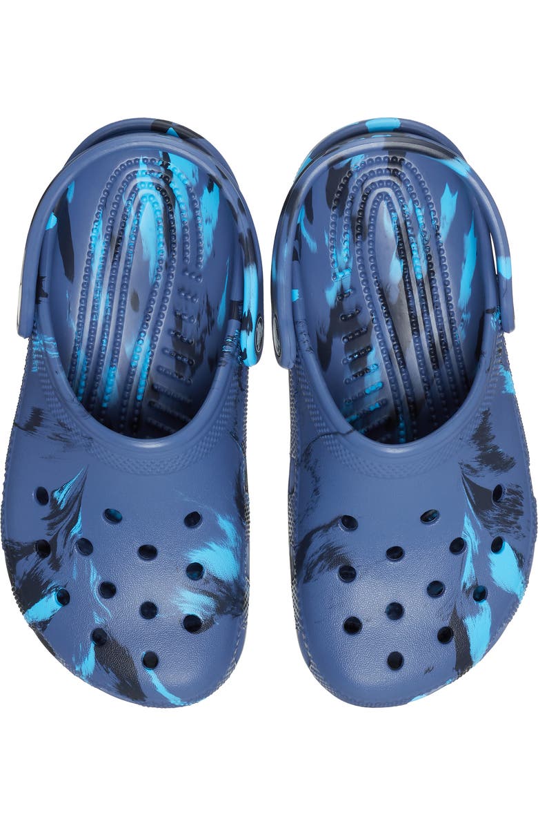 CROCS Kids' Classic Marbled Clog, Alternate, color, Nvy/Mlt