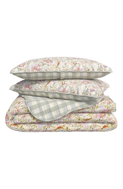 Floral Lattice Scalloped Quilt