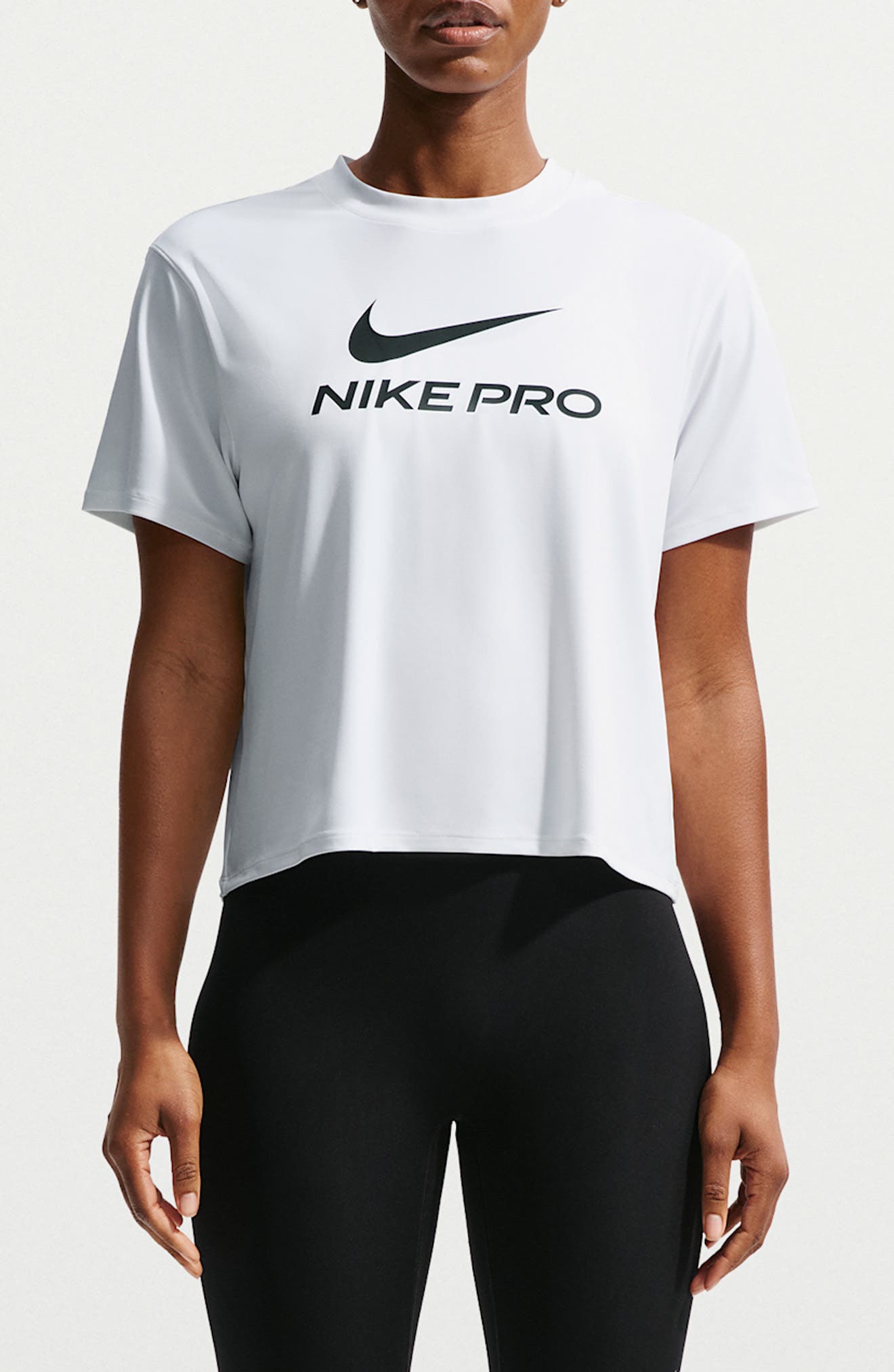 WHITE/ BLACK
