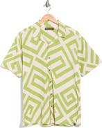 T.R. PREMIUM Geometric Print Camp Shirt