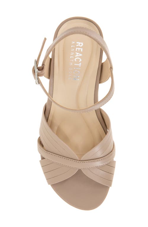 Reaction Kenneth Cole Gomi Wedge Sandal In Chai