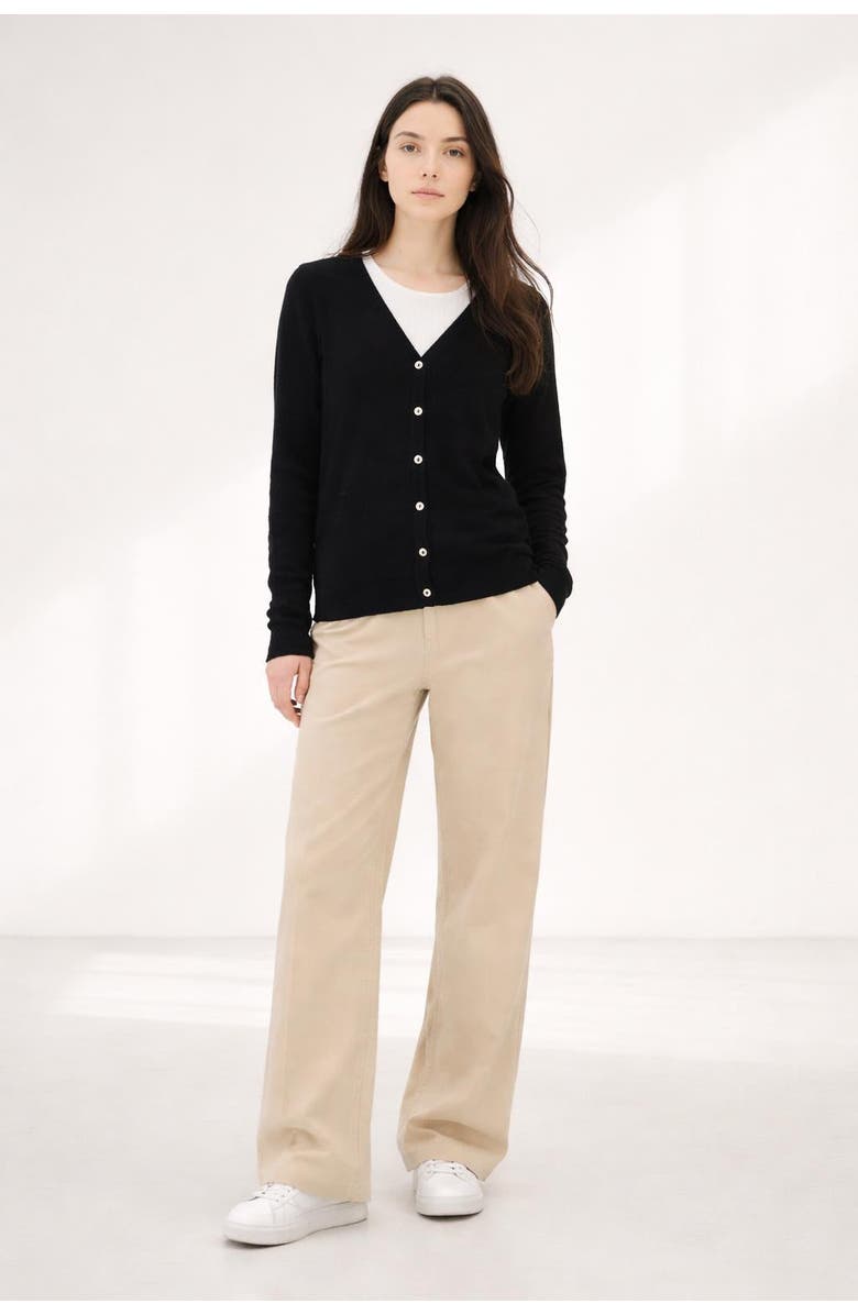 Gobi Cashmere Essential Cashmere V-Neck Cardigan, Alternate, color, Black