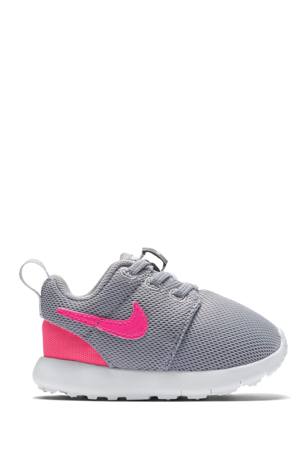 Nike Roshe Run Sneaker, Main, color, 