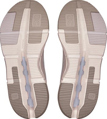 Cloudnova Form 2 Sneaker