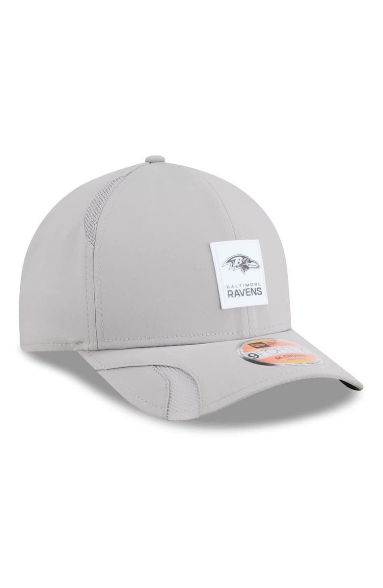 New Era Men's New Era Gray Baltimore Ravens 2025 Sideline  M-Crown 9FORTY Adjustable Hat, Alternate, color, Gray