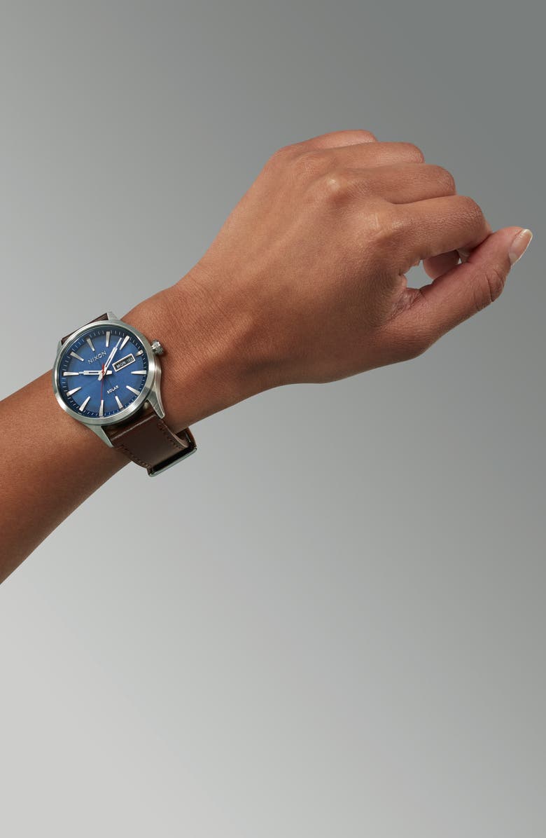 Nixon Sentry Solar Leather Strap Watch, 40mm, Alternate, color, Navy Sunray / Silver