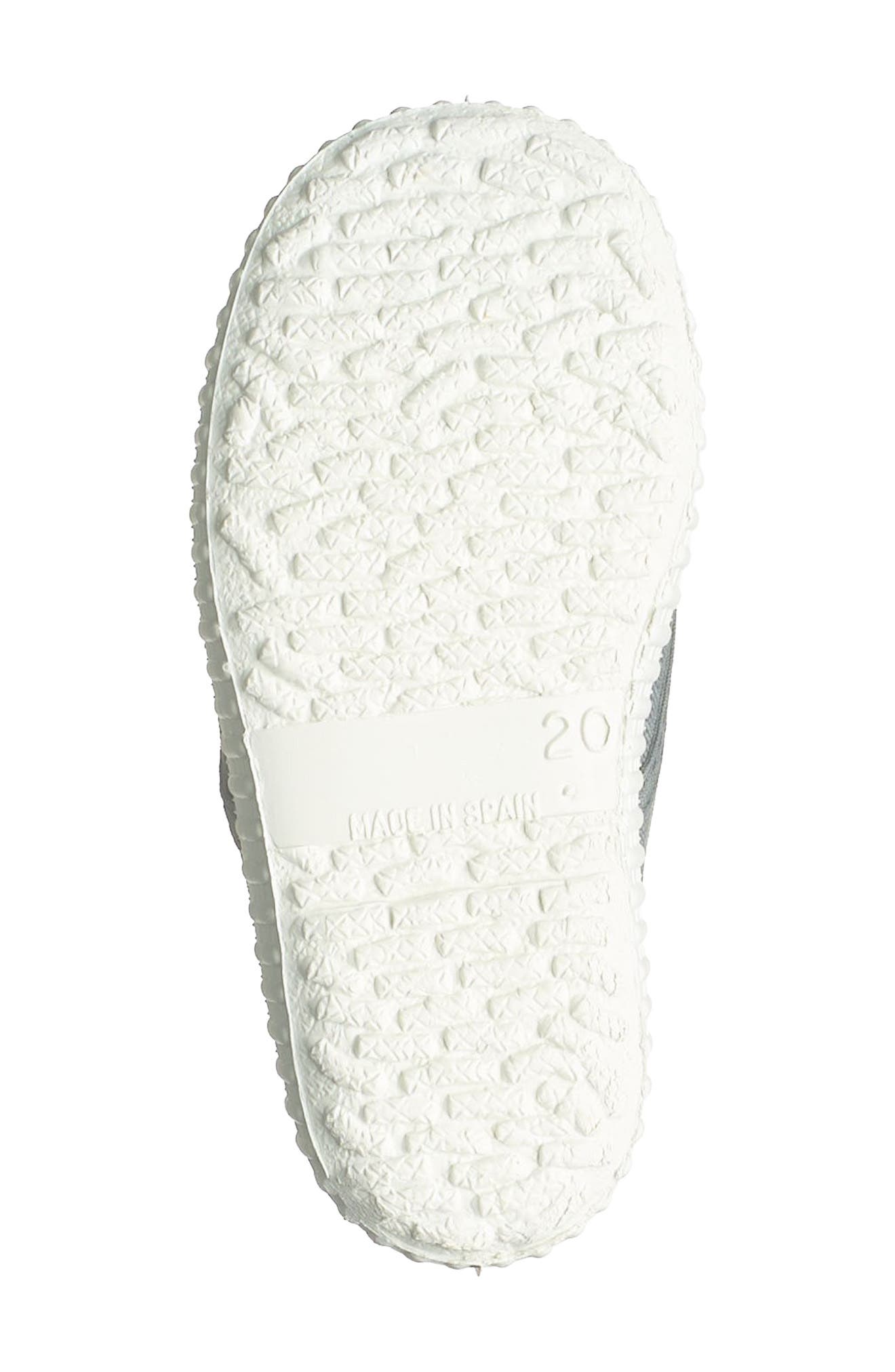 Cienta Canvas Sneaker, Alternate, color, 