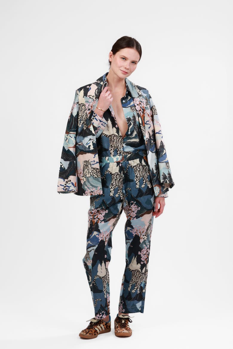 Blazer Snow Leopard, Alternate, color, Blue