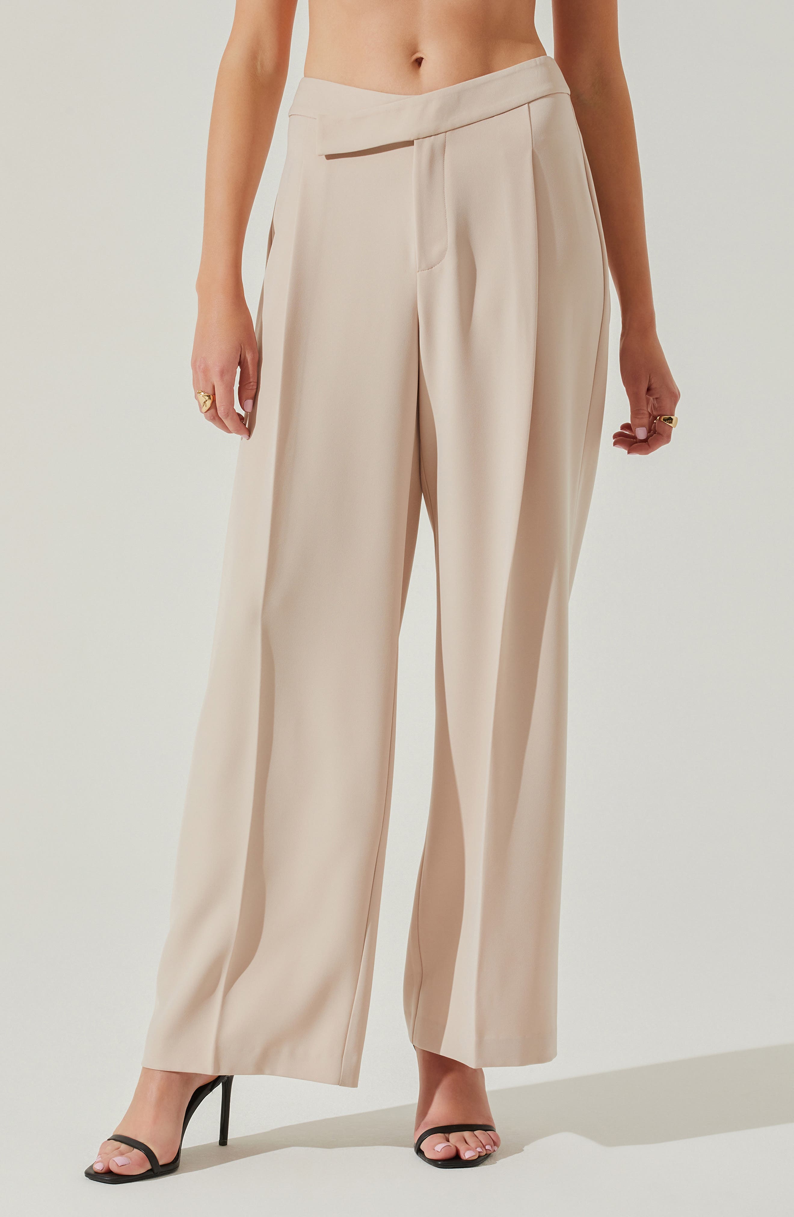 ASTR the Label Rubina Pleated Wide Leg Pants