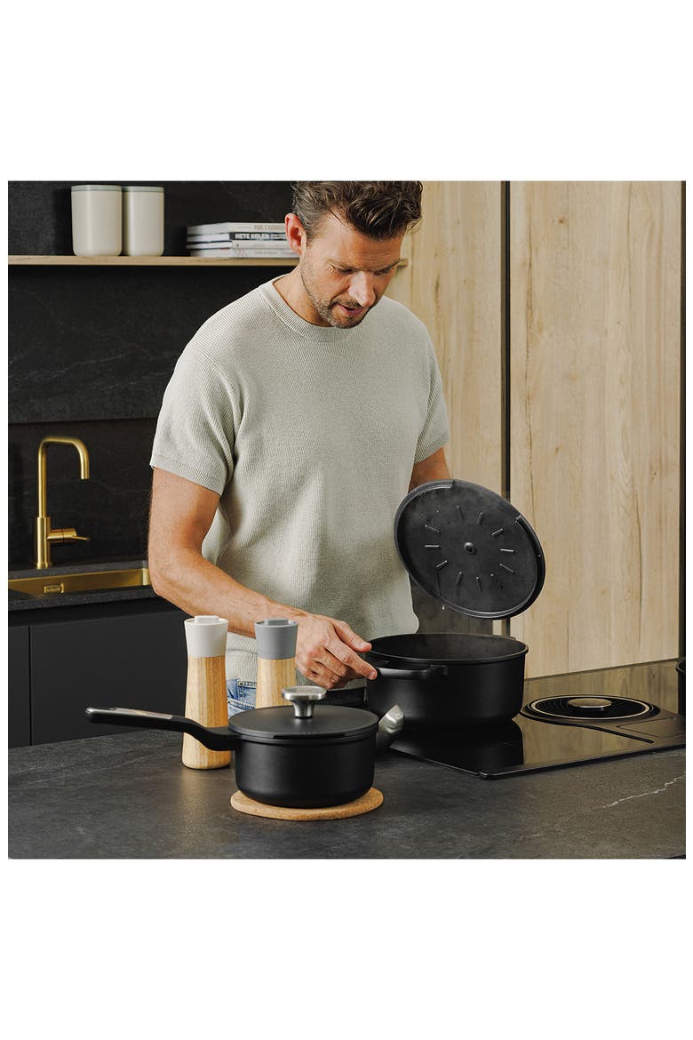 Leo Phantom 4-Piece Cookware Set, Alternate, color, BLACK
