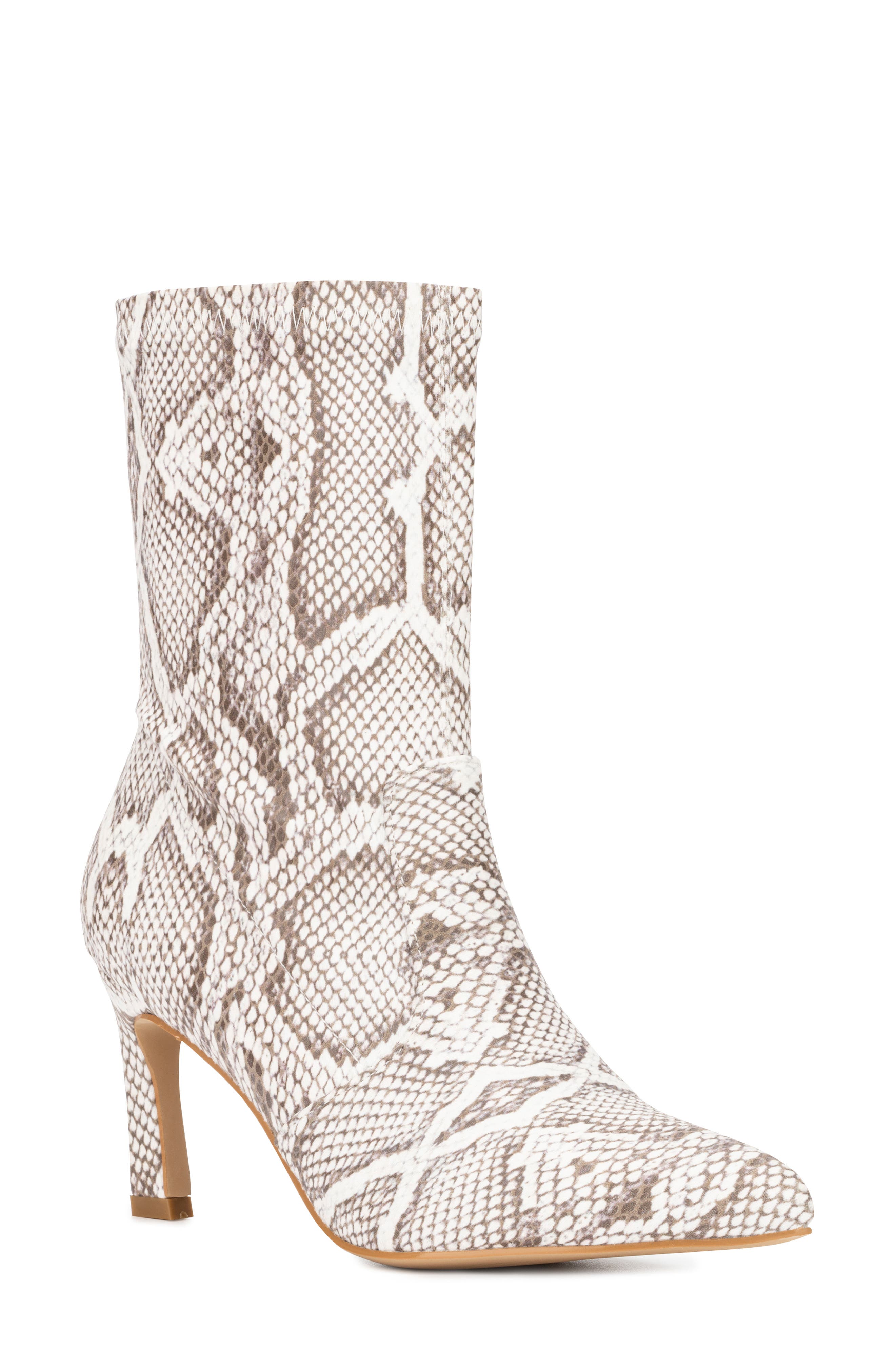 NEW YORK AND COMPANY Xandra Pointed Toe Bootie
