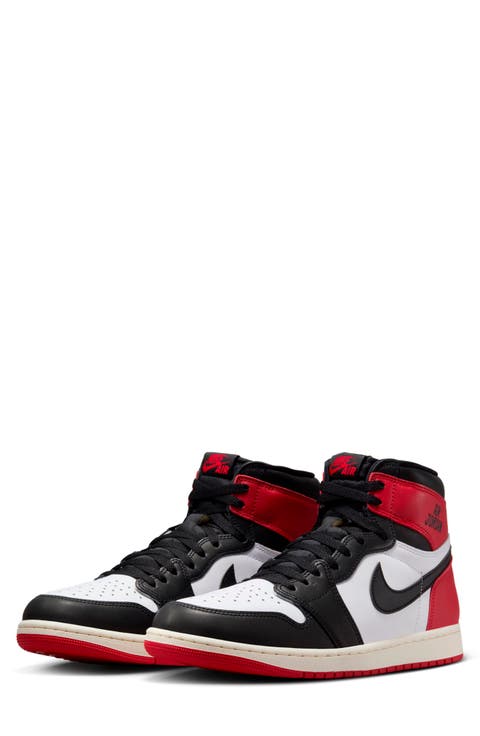 Air Jordan 1 Retro High Top Basketball Sneaker (Men)