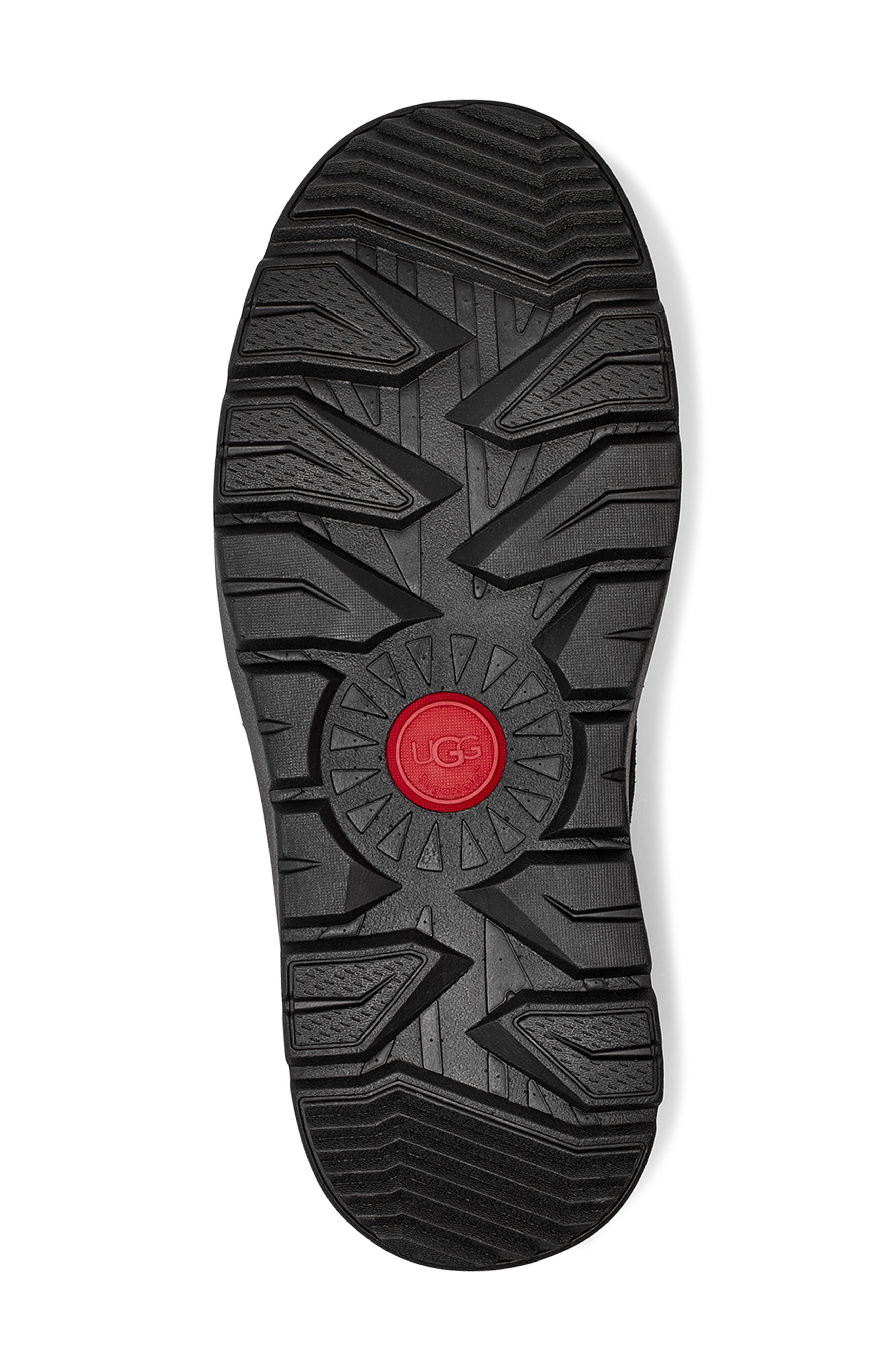 UGG<sup>®</sup> Burleigh Chukka, Alternate, color, Blk