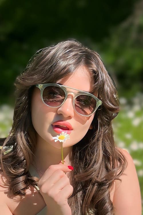 Velvet Eyewear Amelia Sunglasses In Mint