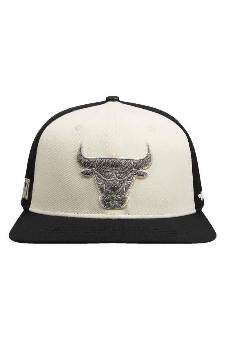 Men's Pro Standard  Cream Chicago Bulls French Terry Snapback Hat, Alternate, color, Cream