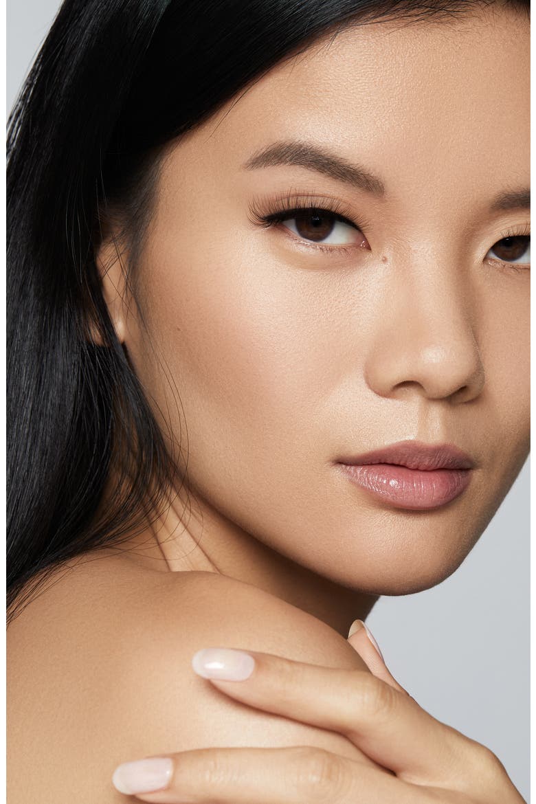 Soft and Wispy Lashes, Alternate, color, NO COLOR