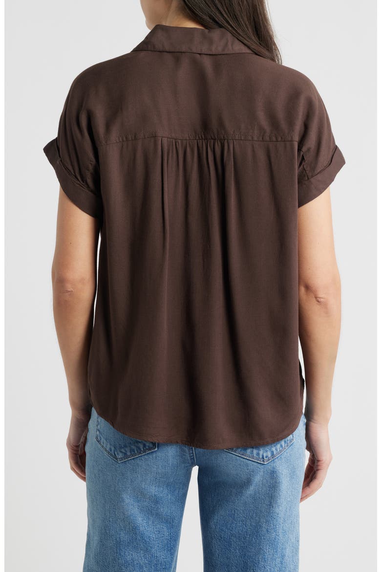 Kia Short Sleeve Button-Up Shirt, Alternate, color, HOT FUDGE