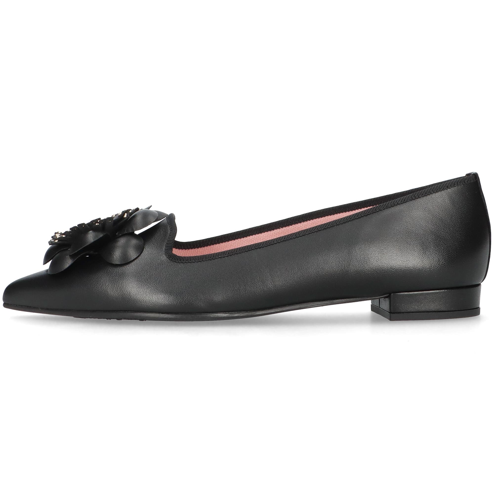 Pretty Ballerinas Pointed Flower Ballet Flat, Main, color, Black