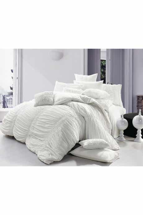 MELANGE HOME Full/Queen Belle Embroidered Duvet Set - White