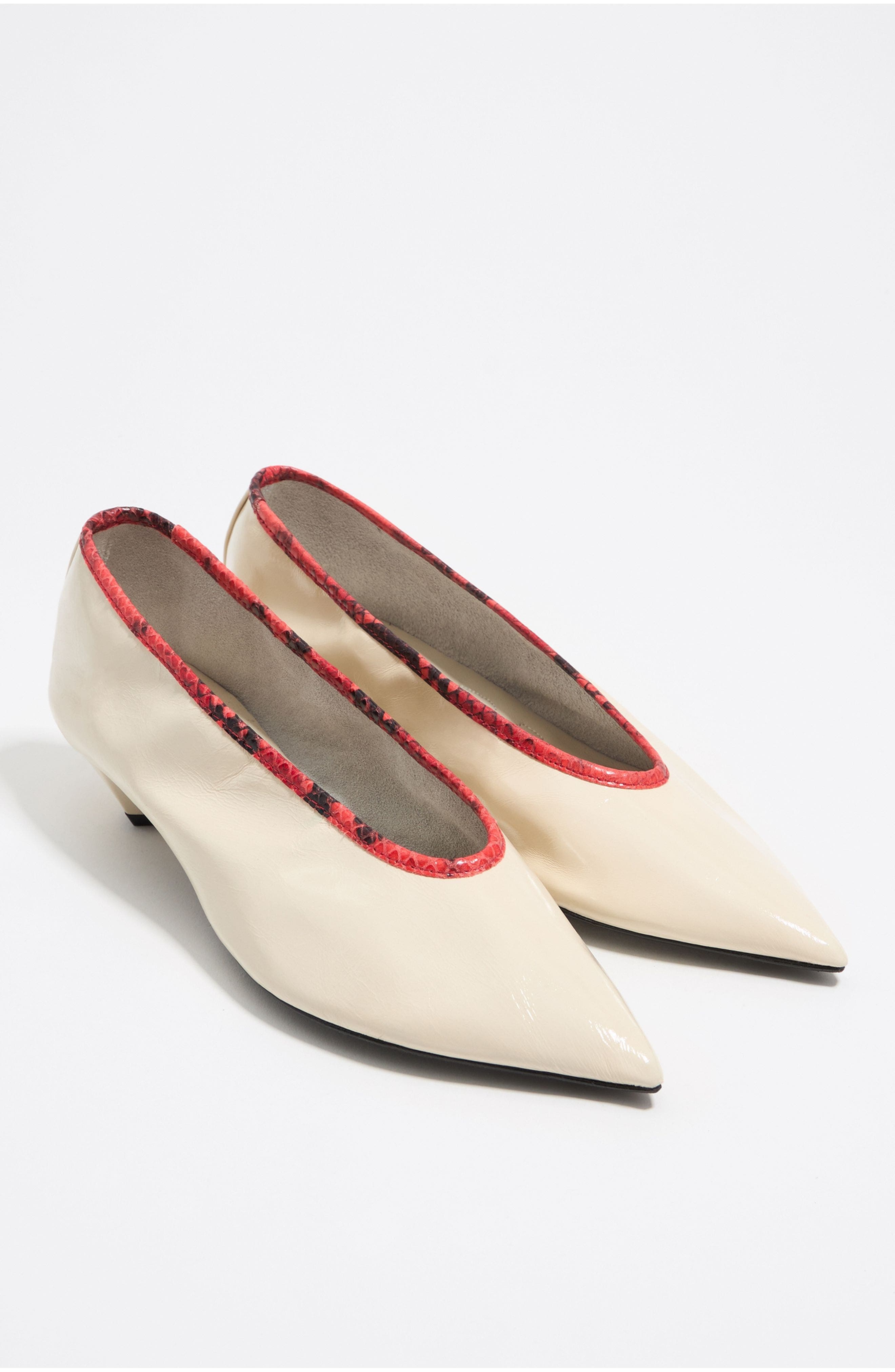 Bimba y Lola Leather Small Heel Court Shoe, Alternate, color, Ivory