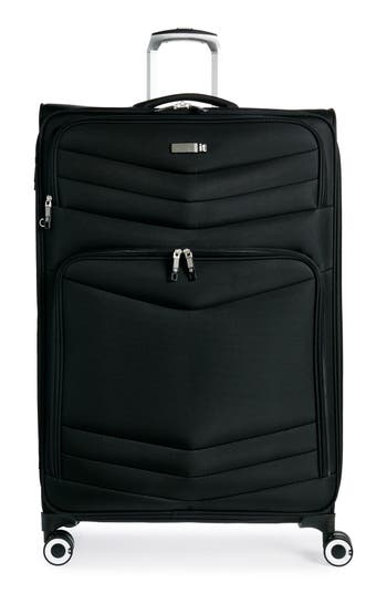 It Luggage Intrepid 31-inch Softside Spinner Luggage