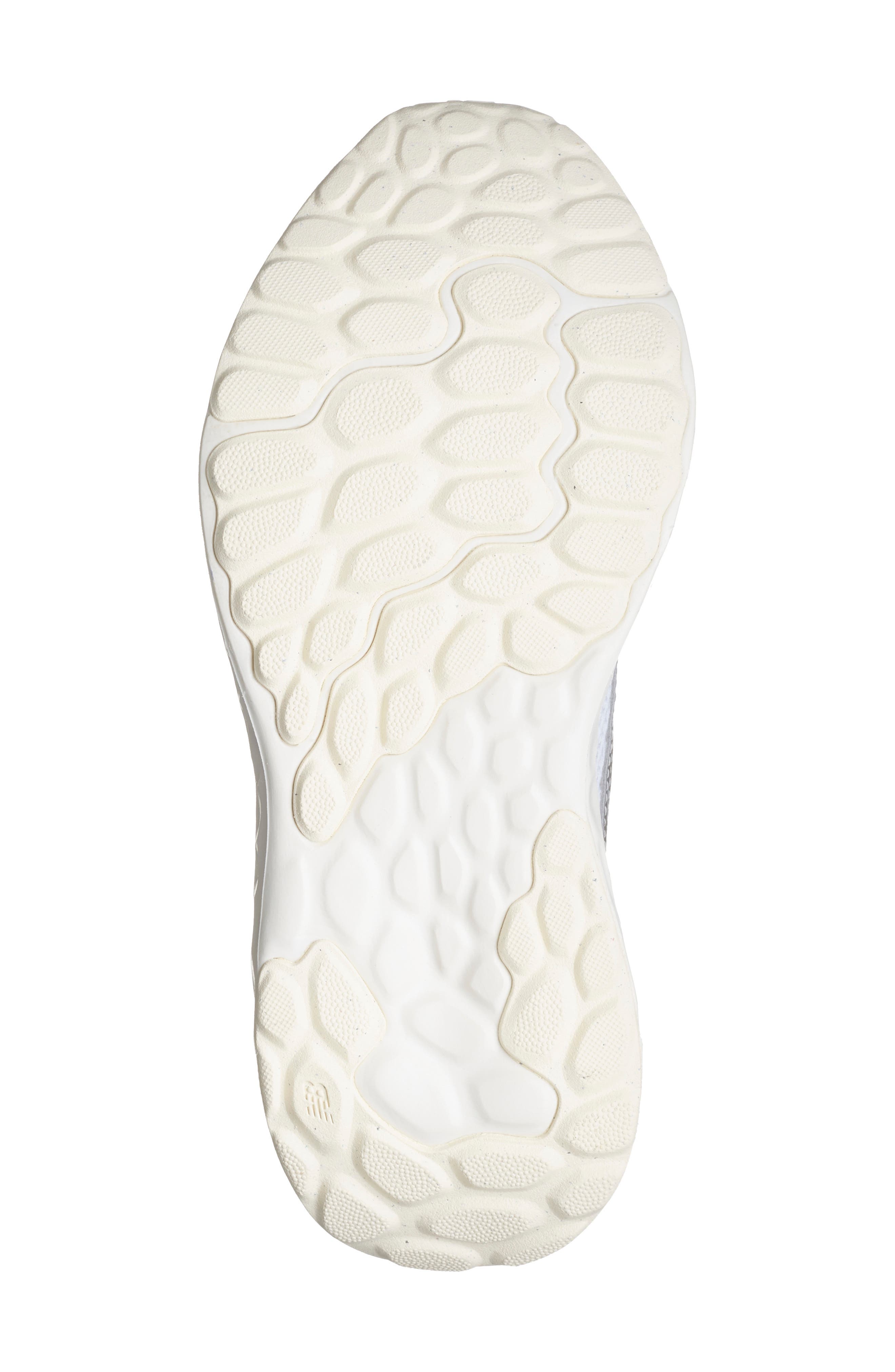 New Balance Fresh Foam Arishi v4 Running Shoe, Alternate, color, Silver Met