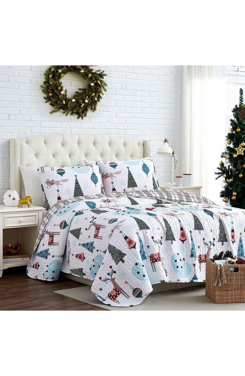 SOUTHSHORE FINE LINENS Winter Wonderland Oversized Holiday Quilt Set, Alternate, color, Winter Wonderland