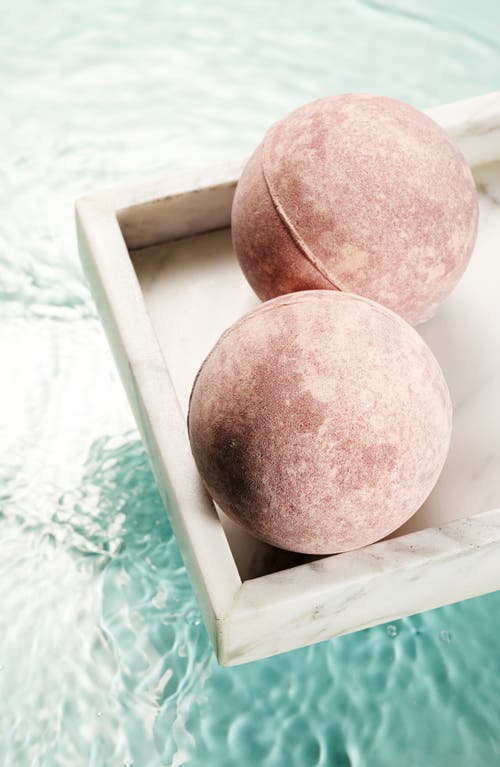 Lovery Sandalwood Handmade Bath Bomb In Light Pink