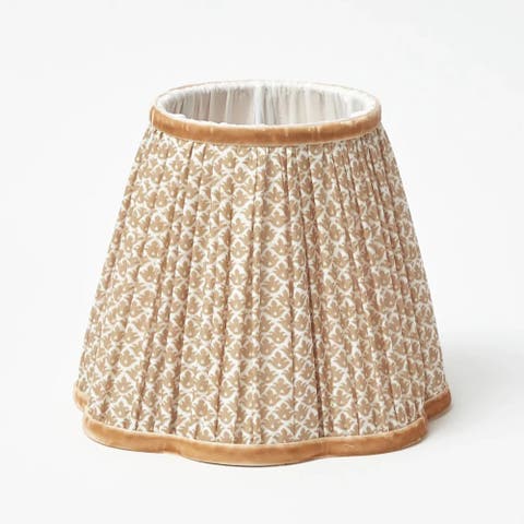 Lotus Lampshade (18cm)