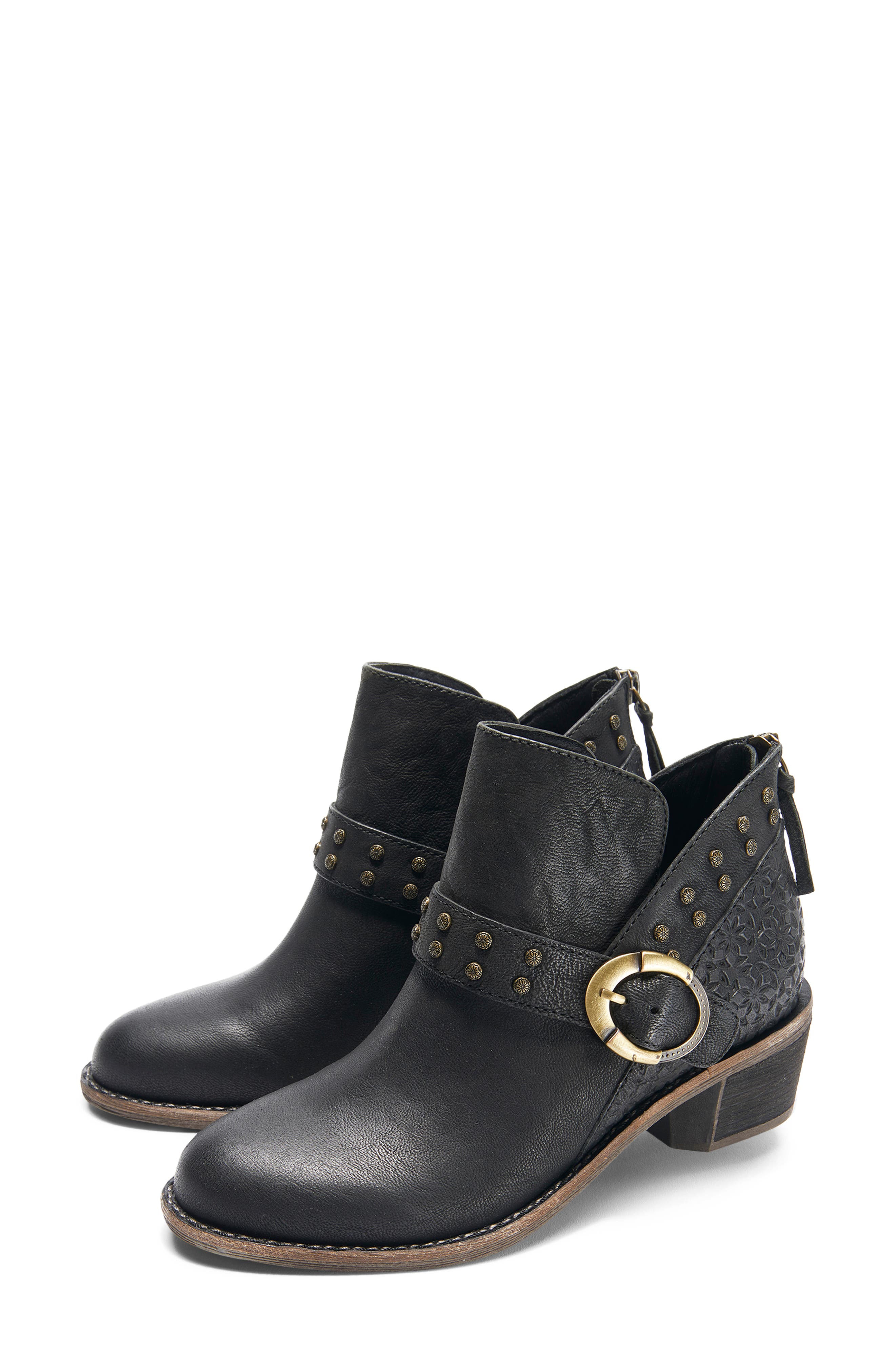 Hälsa Footwear Melania Bootie, Alternate, color, Black Leather