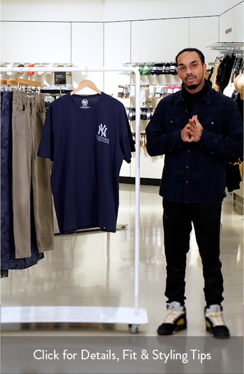 Men's '47 Navy New York Yankees Hang Back Franklin T-Shirt, sales video thumbnail