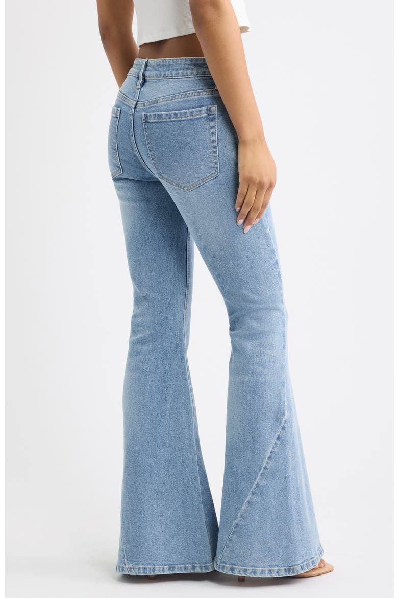 Twisted Seam Low Rise Bell Bottom Jeans, Alternate, color, LIGHT WASH