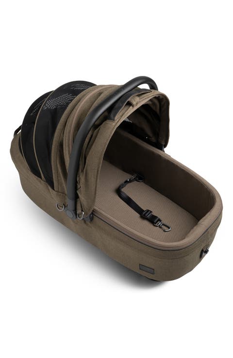 Maeve™ Medium Rigid Pet Car Seat