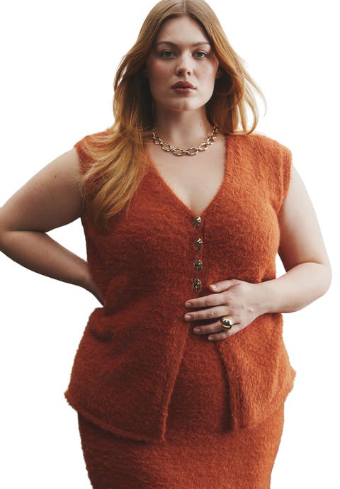 Fuzzy Sweater Vest (Plus)