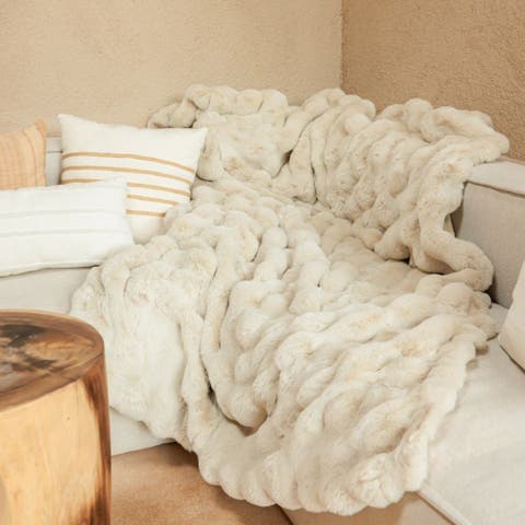 Plushie Faux Fur Blanket