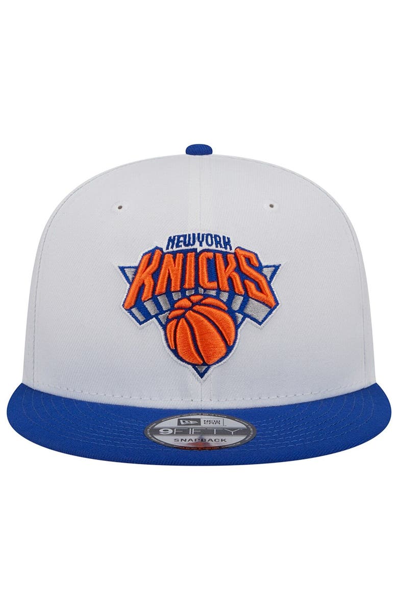 New Era Men's New Era New York Knicks White/Blue Team Mascot Undervisor 9FIFTY Snapback Hat, Alternate, color, 