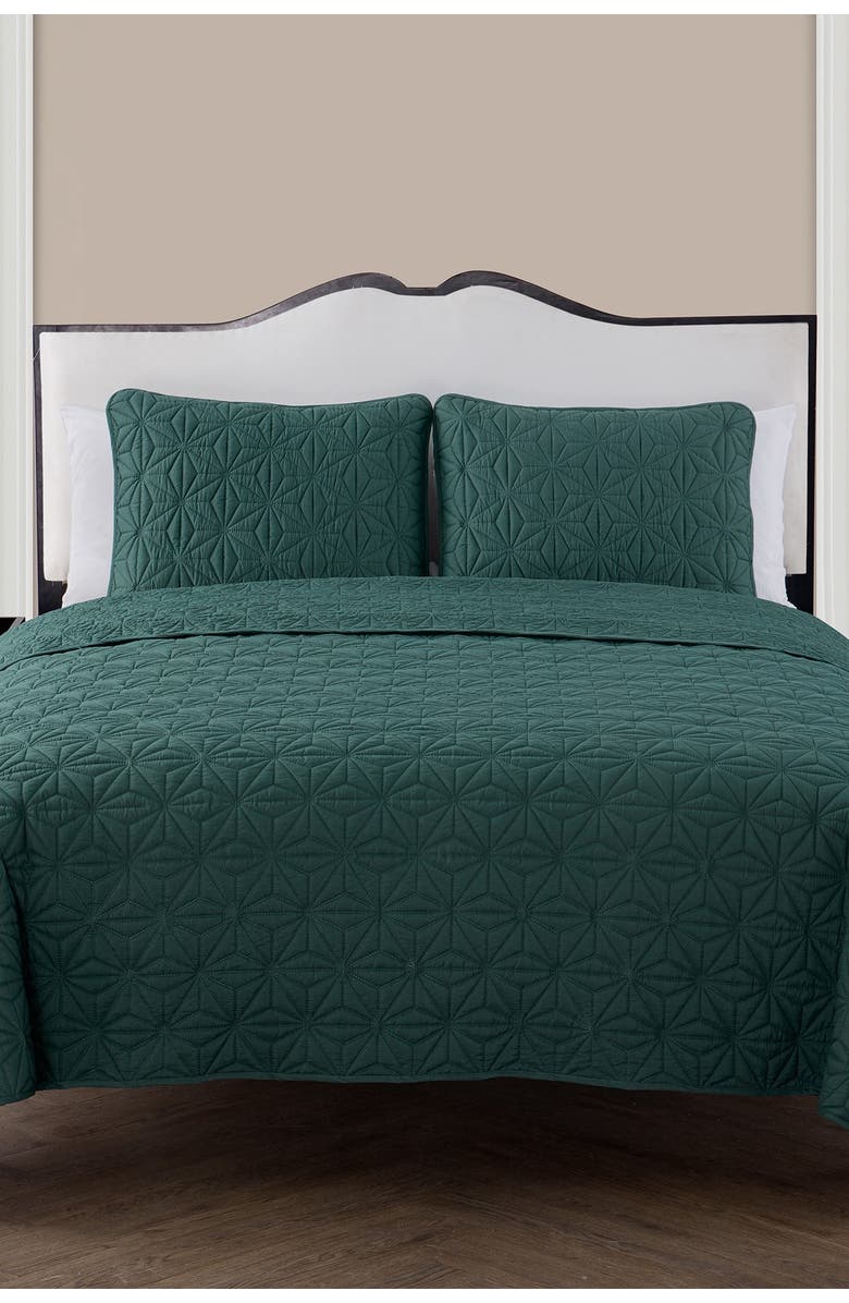 VCNY HOME Kaleidoscope Embossed Geometric Quilt 3-Piece Set, Alternate, color, Green
