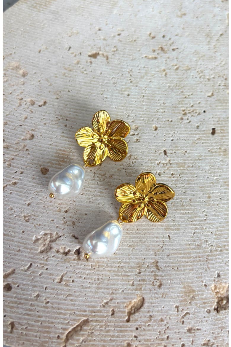 Flower Faux Pearl Drop Earrings, Alternate, color, GOLD/ WHITE