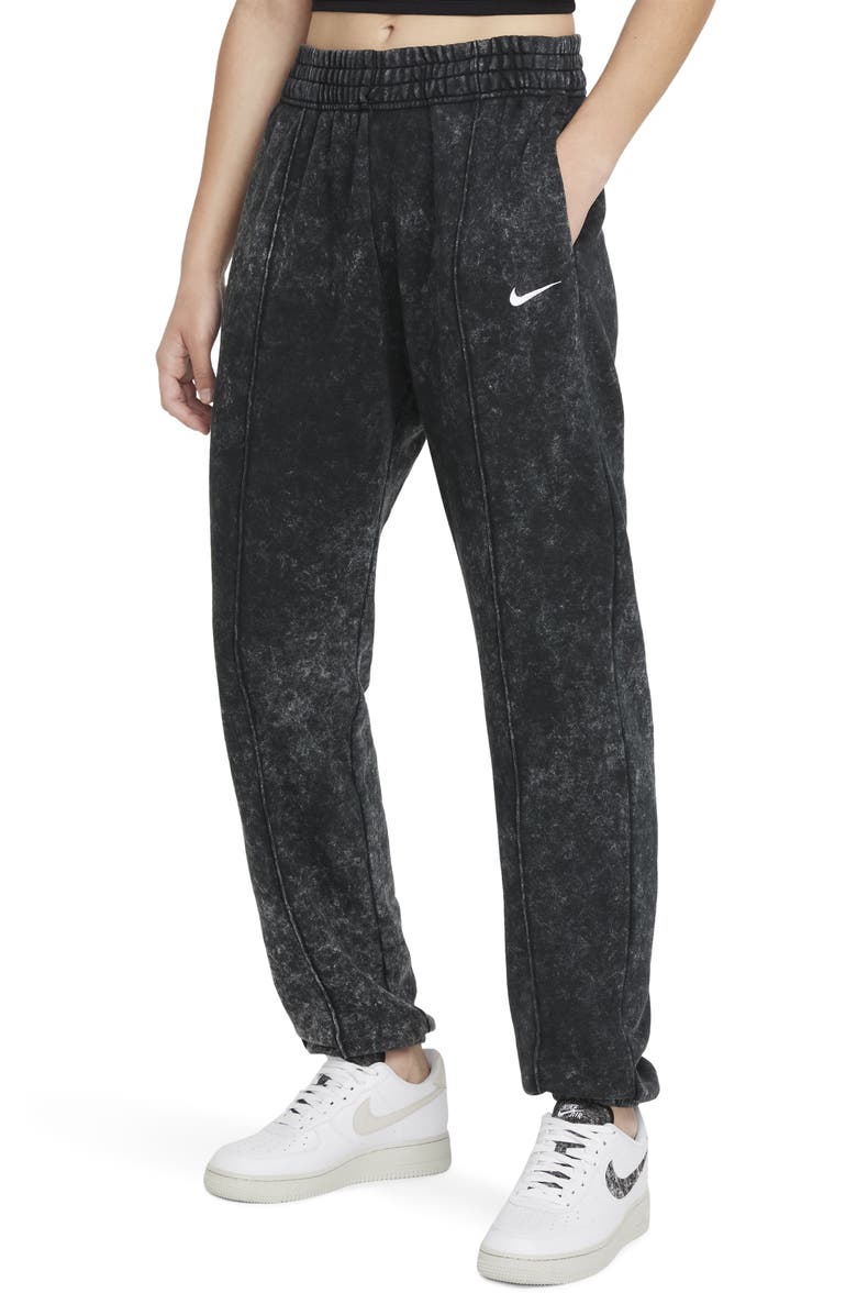 Nike Sportswear Women's Essential Fleece Pants, Main, color,