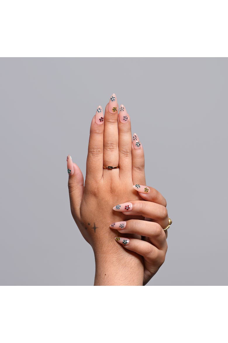 Nashville - Medium Almond Press-On Nails, Alternate, color, Nude