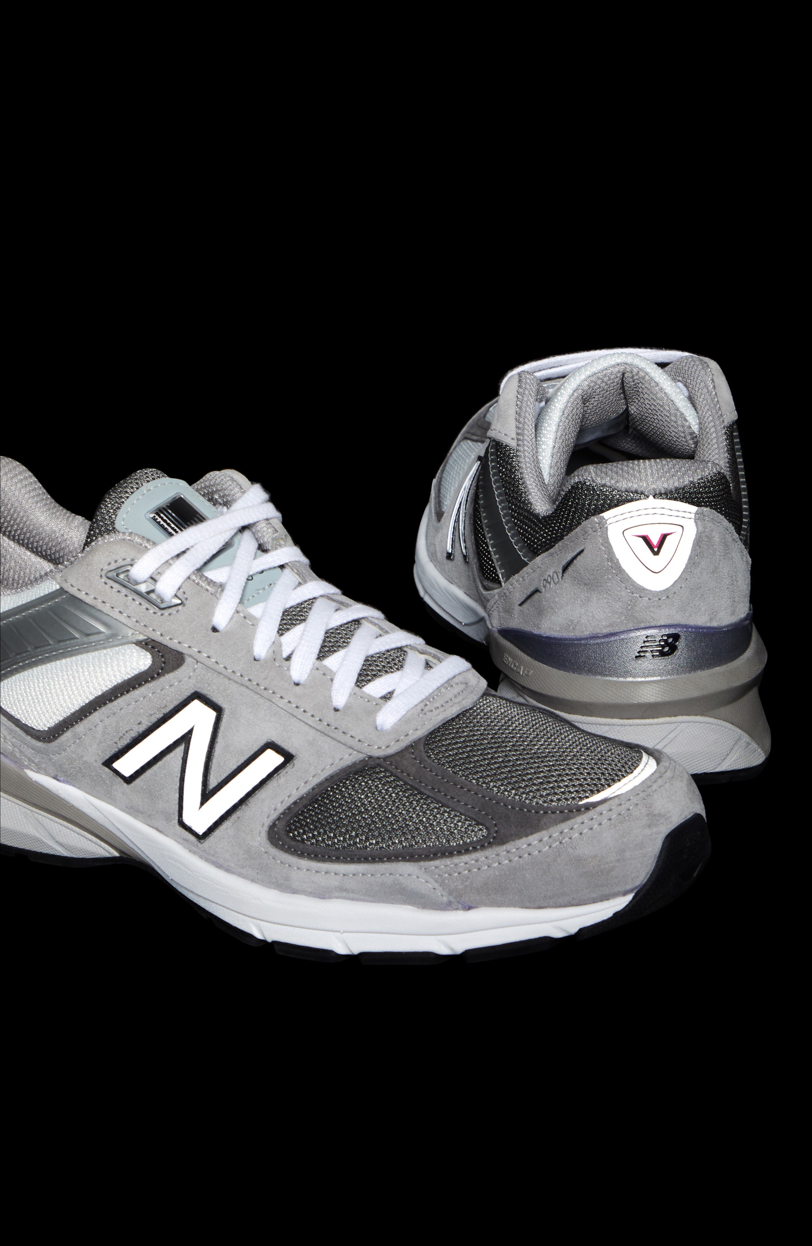 New Balance BEAMS x New Balance 990v5 Made in US Running Shoe, Alternate, color, 