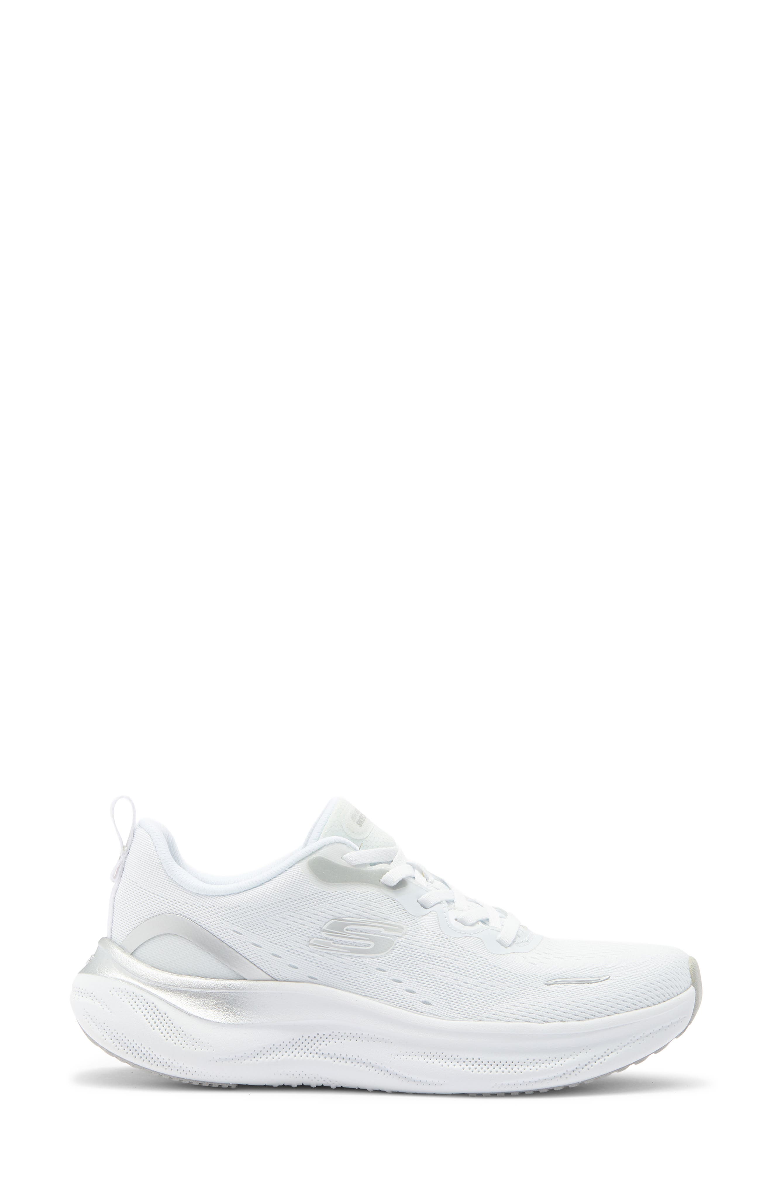SKECHERS Skech Cloud Gentle Glow Sneaker, Alternate, color, White/ Silver